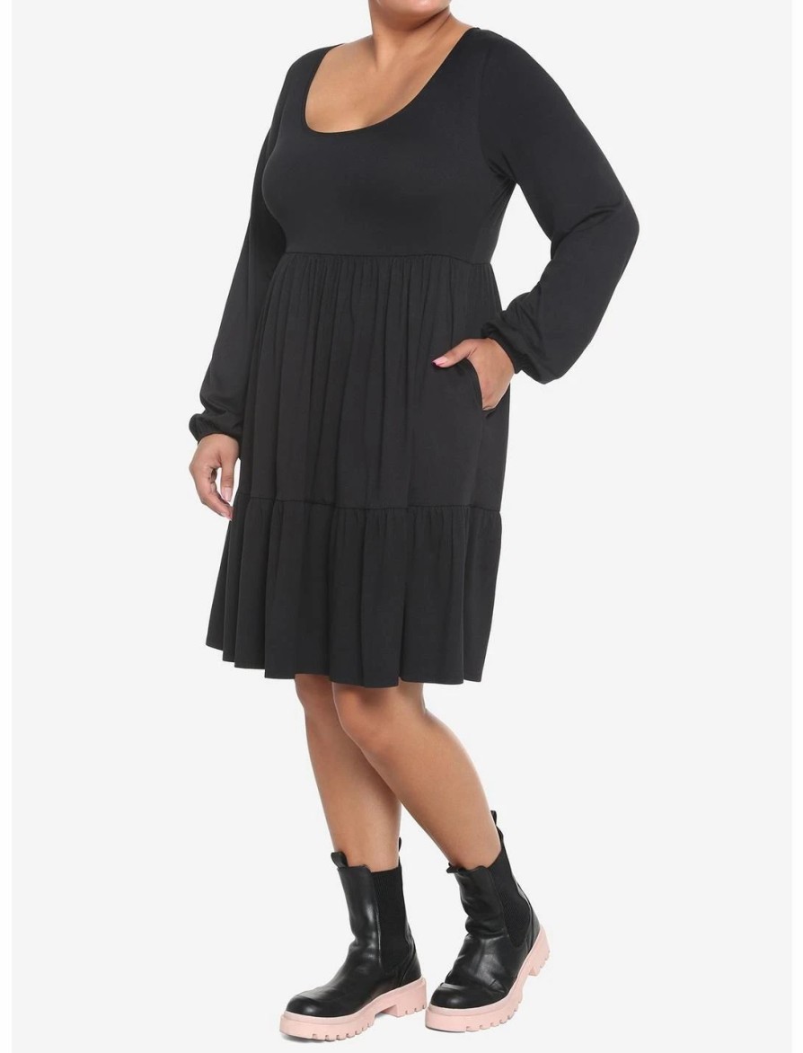 Dresses * | Hunivers Black Tiered Long-Sleeve Dress Plus Size