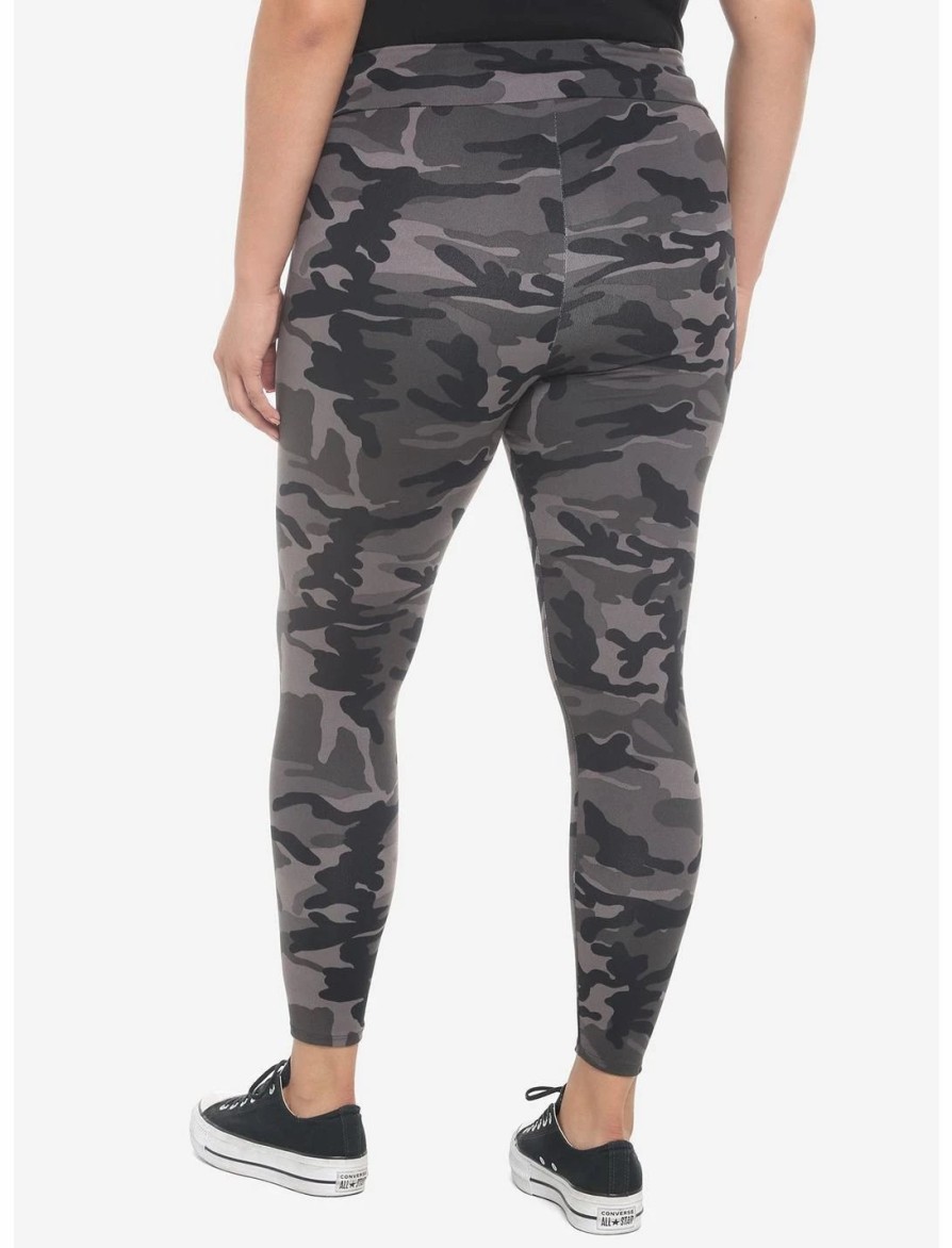 Bottoms * | Hunivers Her Universe Dark Camouflage Leggings Plus Size