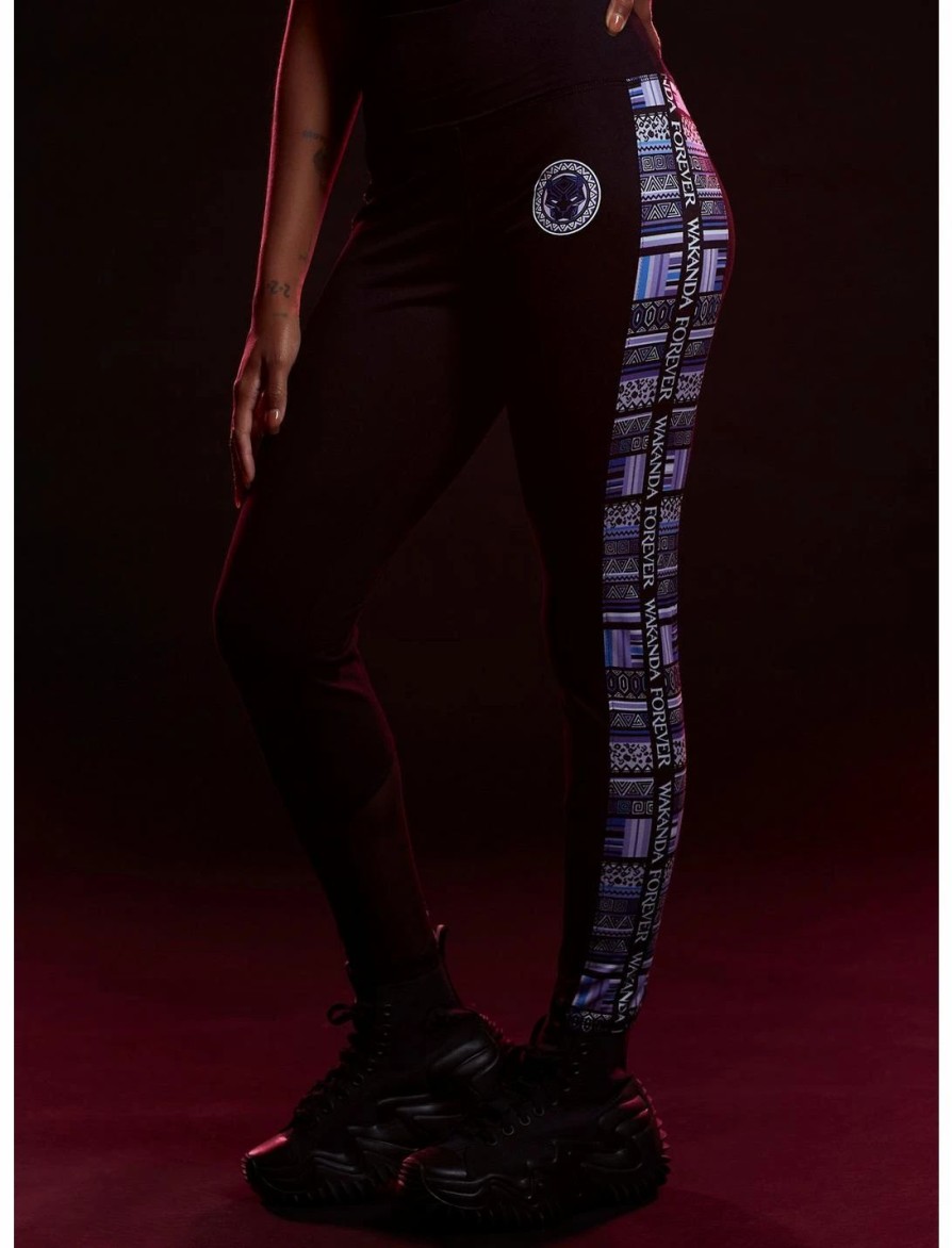 Bottoms * | Hunivers Her Universe Marvel Black Panther: Wakanda Forever Geometric Stripe Leggings