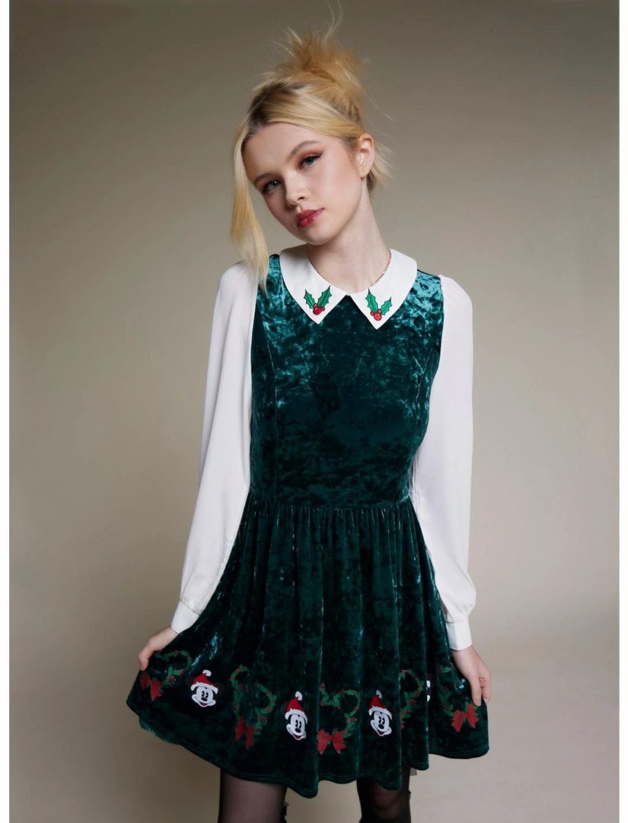 Dresses * | Hunivers Her Universe Disney Holiday Velvet Long-Sleeve Dress