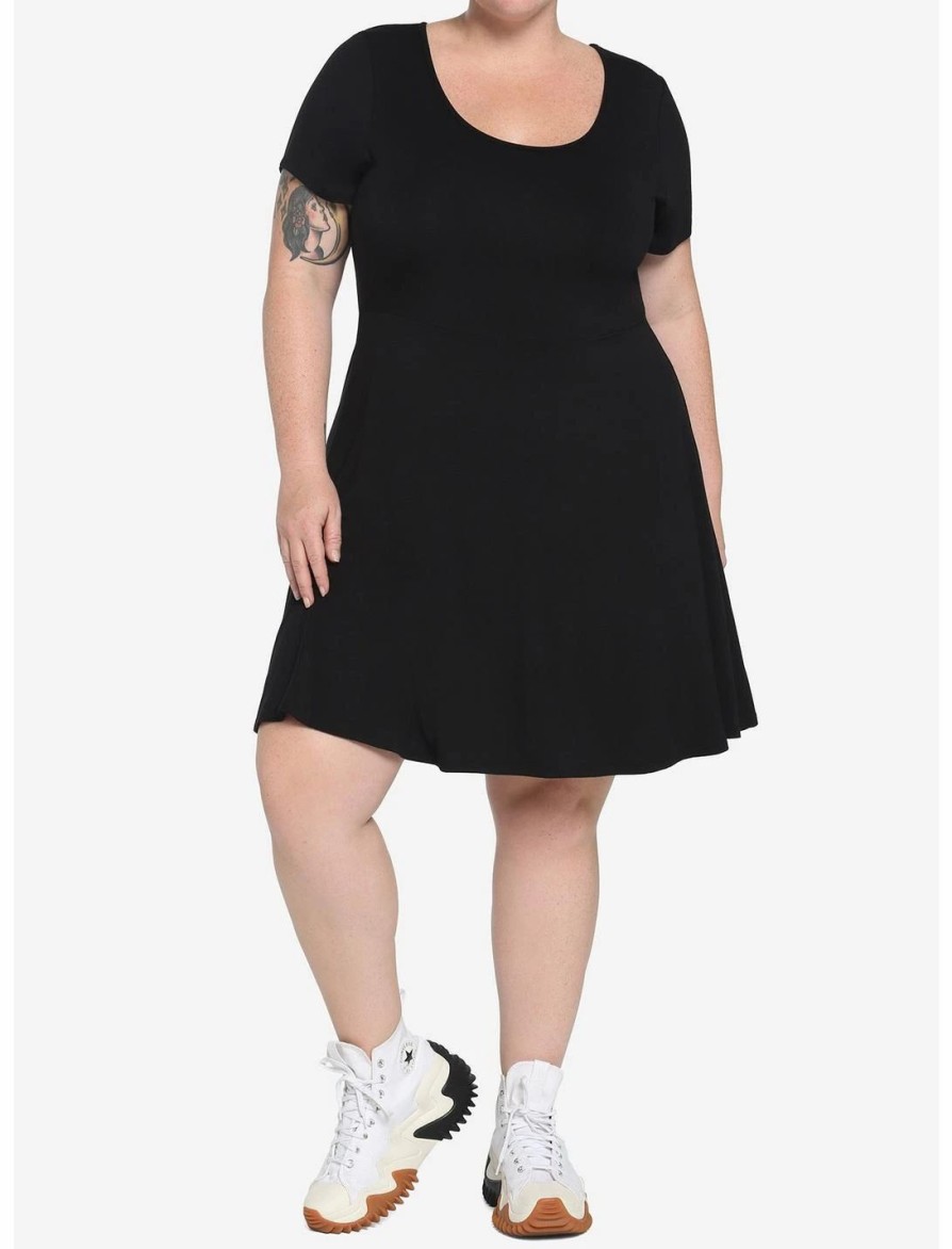 Dresses * | Hunivers Black Skater Dress Plus Size