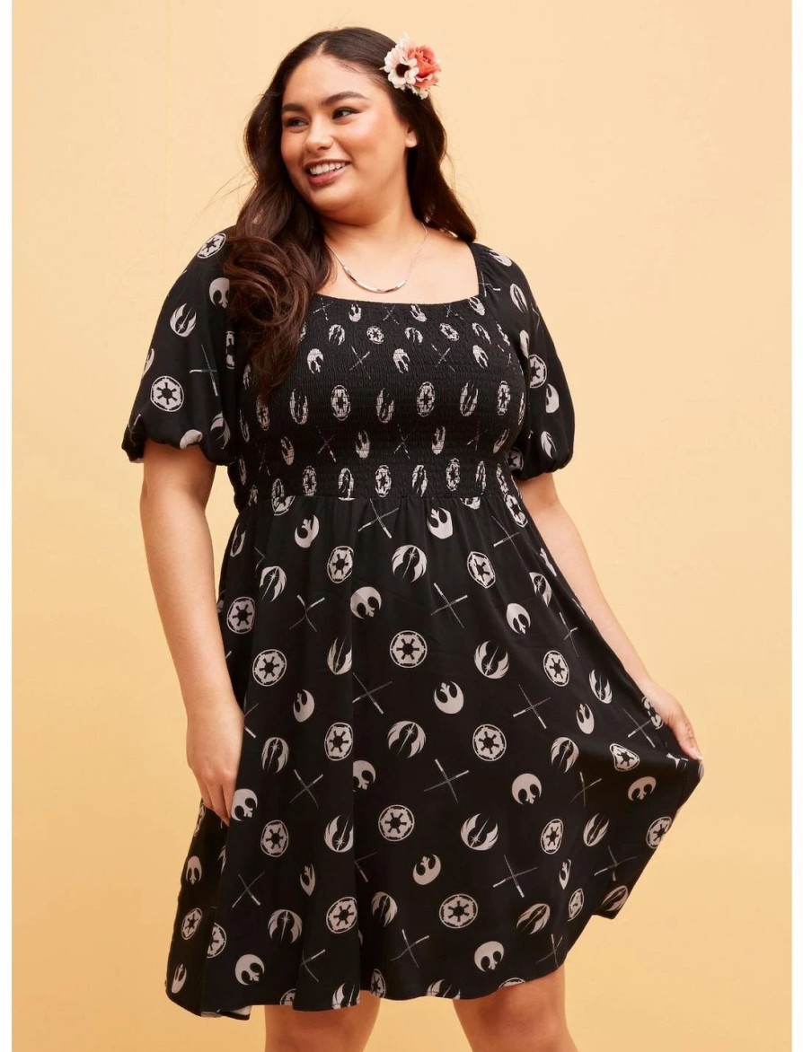 Dresses * | Hunivers Her Universe Star Wars Icons Smocked Dress Plus Size