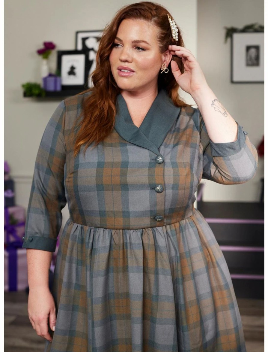 Dresses * | Hunivers Her Universe Outlander Tartan Plaid Swing Dress Plus Size